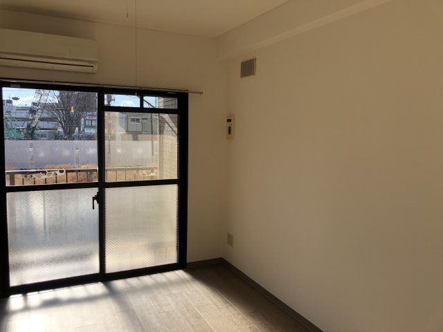 ダイホープラザ橋本2の洋室