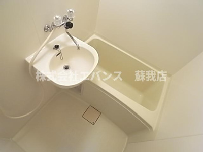 【浴室】 | サンフォーレA | 落ち着いた空間のお風呂です