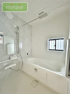 【浴室】 | 可動棚付きフリースペース　八木が谷1丁目　全2棟　B号棟 | 同プラン