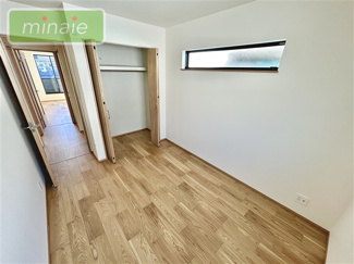 【洋室】 | 可動棚付きフリースペース　八木が谷1丁目　全2棟　B号棟 | 同プラン