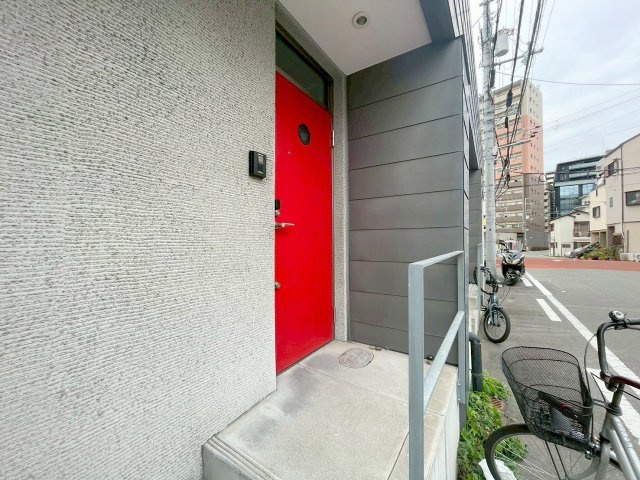 リヴァージュ木川のエントランス