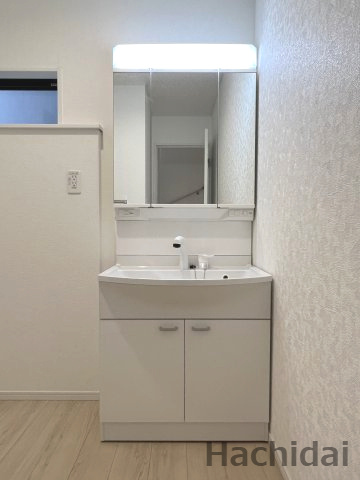 高浜市向山町第5　新築戸建＜2号棟＞の独立洗面台