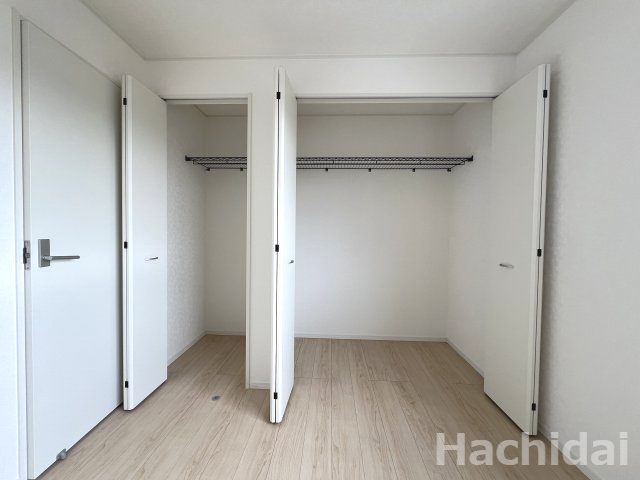 高浜市向山町第5　新築戸建＜2号棟＞の収納|北側6.0帖洋室クローゼット