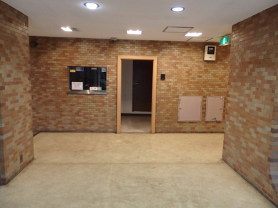 【エントランス】 | ウエストサイド新宿御苑