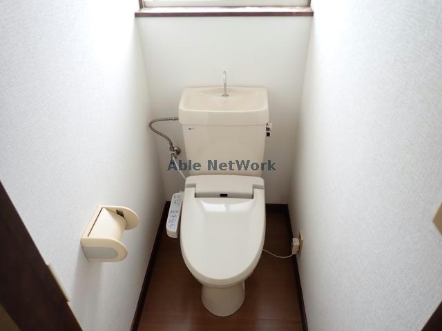 メゾンルピナのトイレ|ウォシュレット付き