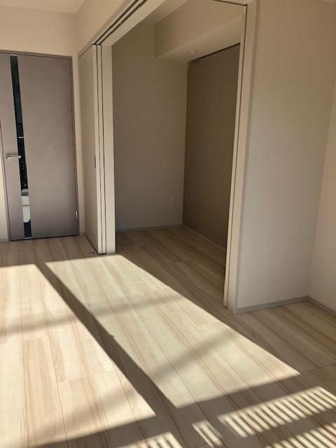 ＬＵＭＥＥＤ赤羽ＮＯＲＴＨの居間・リビング