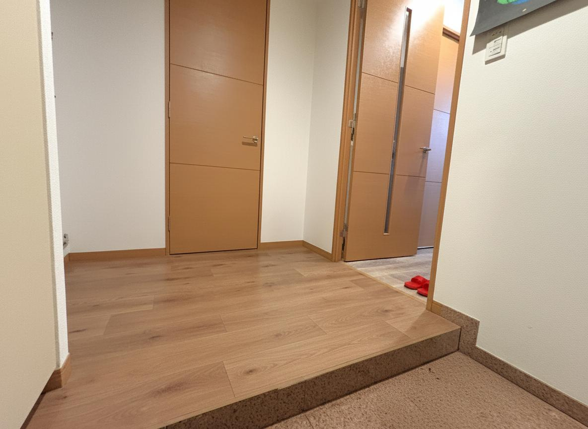 開口が広い玄関は朝の混雑時でもスムーズな動線で生活が快適に♪