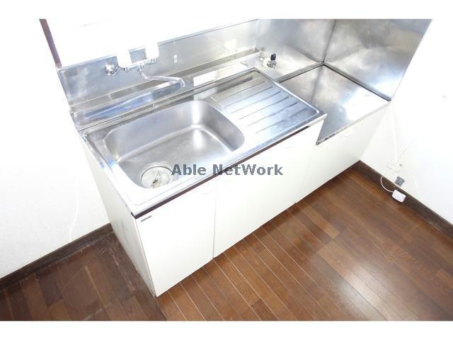 メゾンルピナの居間・リビング|キッチン