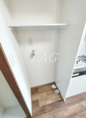 【設備】 | ヴァンベール・エモリ | 室内洗濯機置き場です。