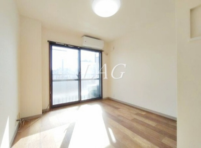 【居間・リビング】 | ヴァンベール・エモリ | 洋室のお部屋です。