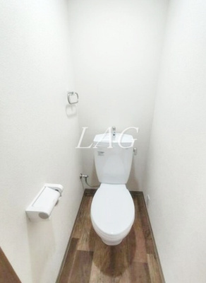 【トイレ】 | ヴァンベール・エモリ | トイレです。