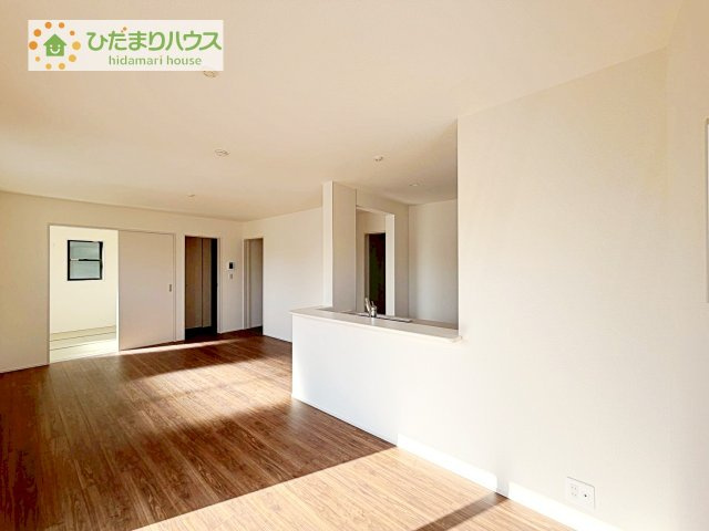 【居間・リビング】 | 第1下妻市下妻丙　新築戸建 | 家族団らんの時間も増えそうなくつろぎのLDK☆