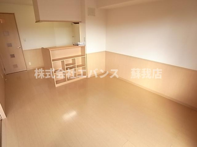  | アヴァンセ八幡B