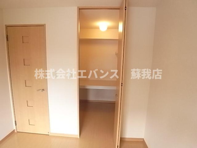 【収納】 | アヴァンセ八幡B | 大きなものも収納できそうです