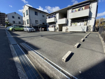 【駐車場】 | パーシモンハウスⅡF棟 | 駐車場★