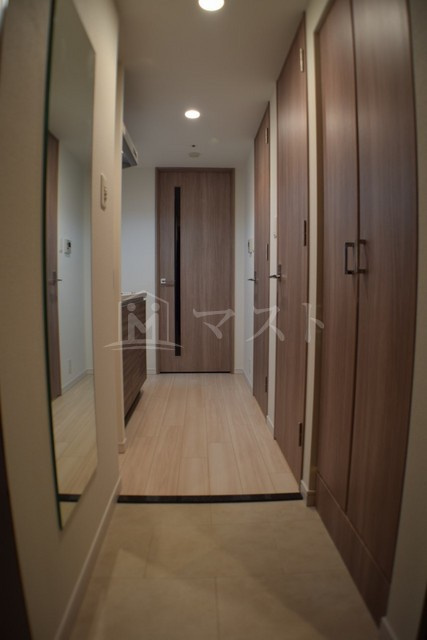 ファーストステージ江戸堀パークサイドの玄関