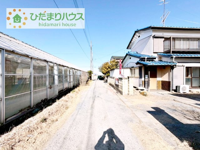 【前面道路含む現地写真】 | 常総市原宿　中古戸建 | たっぷりの陽光と心地よい風が舞い込む住まい♪