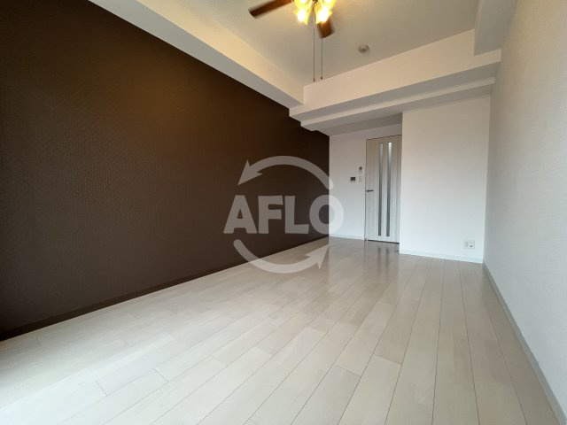 Luxe新大阪EAST Iの居間・リビング|Luxe新大阪EAST I　リビング