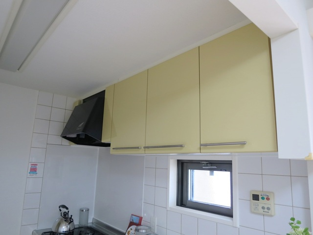 スカイグランデ京成小岩の内装|キッチン上部収納あります♪