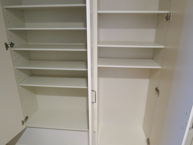 スカイグランデ京成小岩の内装|大容量の下駄箱です♪