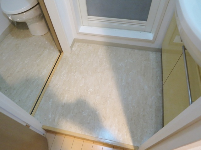 スカイグランデ京成小岩の内装|脱衣スペースです♪