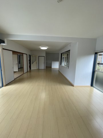 鏡梶原借家・告知ありの居間・リビング