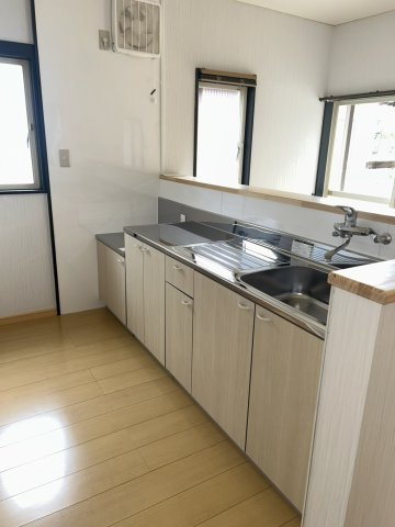 鏡梶原借家・告知ありのキッチン
