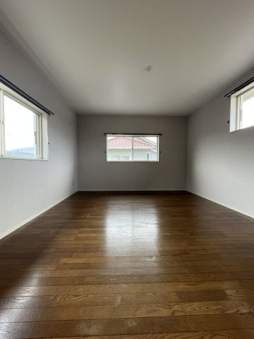 鏡梶原借家・告知ありの居間・リビング