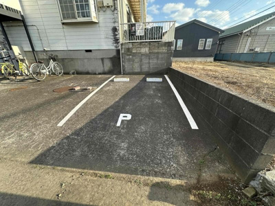 【駐車場】 | 岡野ハイツ栗山