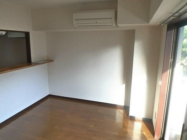 ホーリーランド貫南の居間・リビング|※別号室参考写真