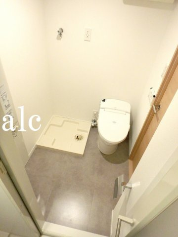 中野区鷺宮３丁目の賃貸マンションの洗面所|同シリーズ写真