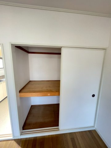 朝倉市堤のアパートの収納