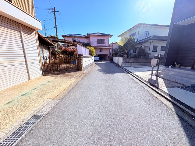 売地)久留米市荒木町荒木の前面道路含む現地写真