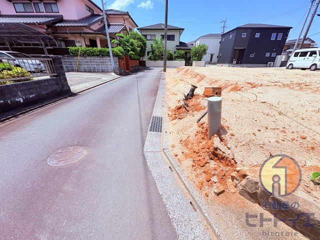 売地)久留米市荒木町荒木の前面道路含む現地写真