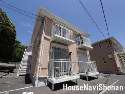 【外観】 | ヴェルデ七里ガ浜Ⅱ | 室内写真は同タイプ別室の写真となります。