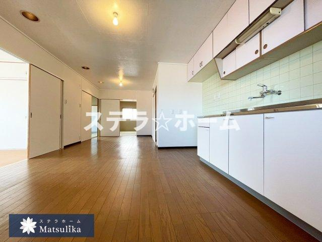 佐伯第一コーポラスの居間・リビング|ゆったりとしたリビングです