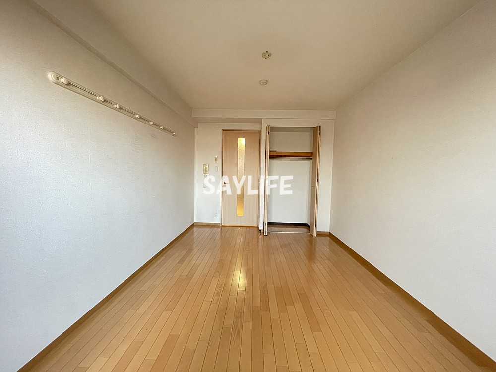 ピュアライズ諏訪の居間・リビング