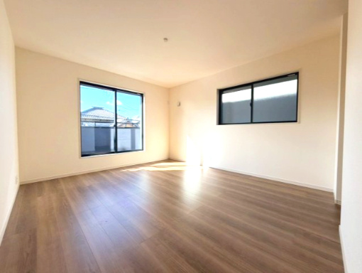 リーブルガーデン岸和田岸城町　2号棟の洋室|きれいな洋室です