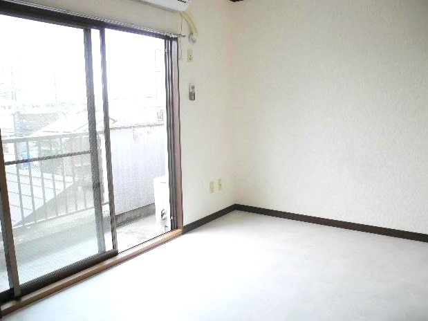 オリーアルカジック武原の居間・リビング