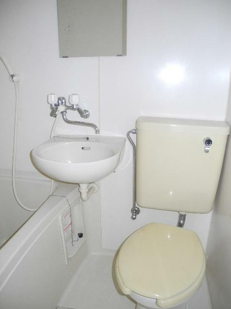 オリーアルカジック武原のトイレ