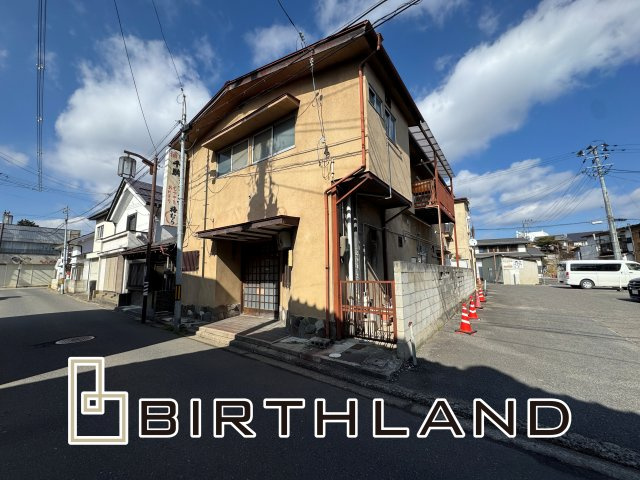 想定年間賃料　72万　想定利回り　20.5％　木造