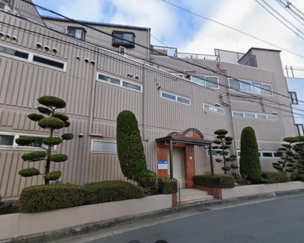 プラザタツミの外観