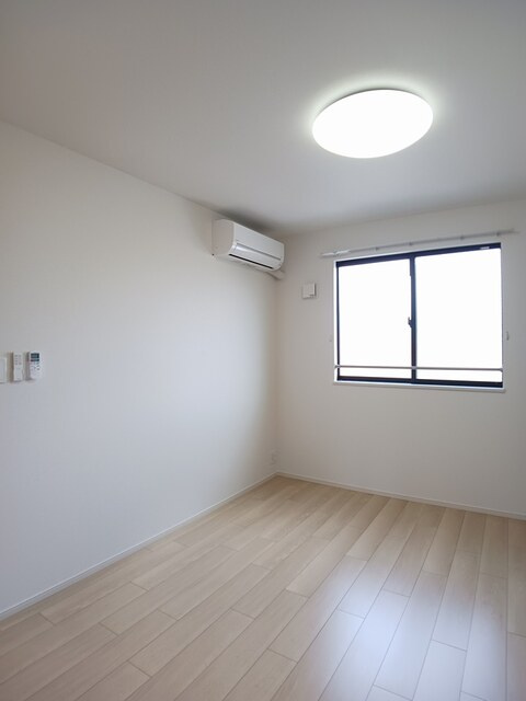 ルシールの洋室|※同タイプの部屋写真です