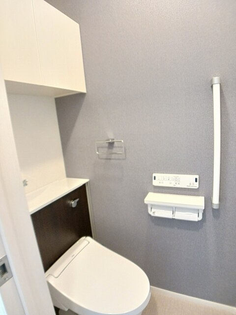 ルシールのトイレ|※同タイプの部屋写真です