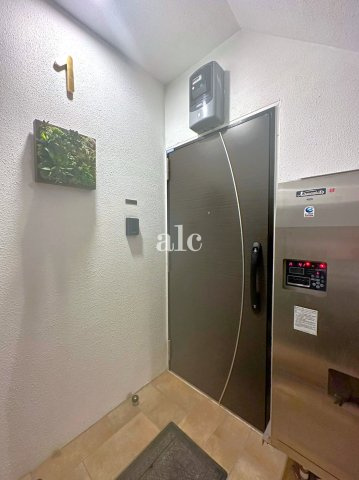 CICADA NAKANOの玄関|◆築浅◆敷金礼金ゼロ！2人入居可◎ペット可◎◆中野駅10分◆