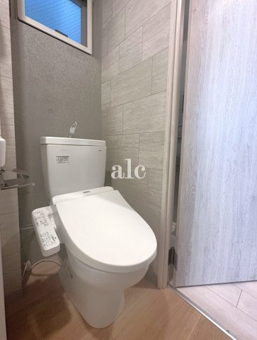 CICADA NAKANOのトイレ|◆築浅◆敷金礼金ゼロ！2人入居可◎ペット可◎◆中野駅10分◆