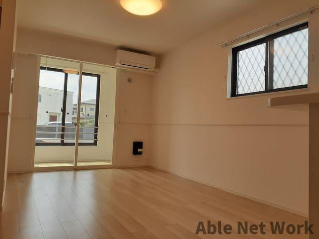 ル・ソレイユⅠの居間・リビング|12.8帖のLDK