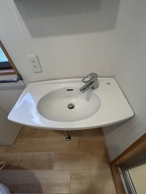 ウィンマックス国立の洗面所