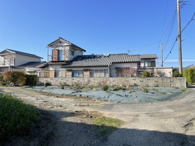 下真倉の外観