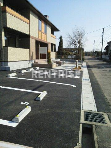 エレガント・シュウの駐車場|駐車場